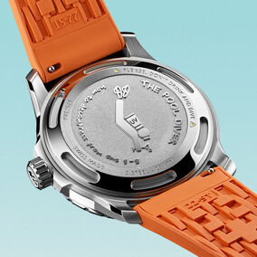 C60 Pool Diver